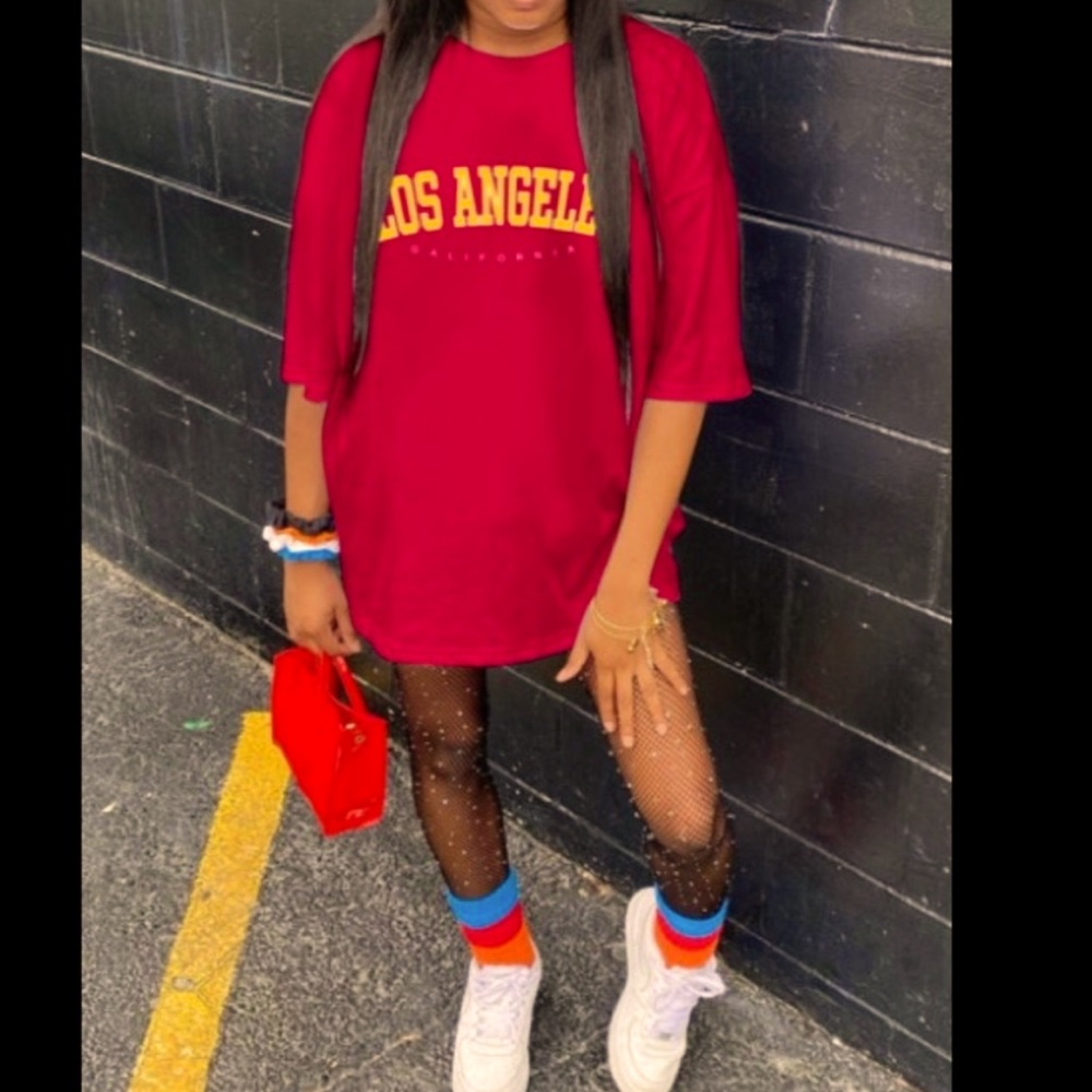 LOS ANGELES CALIFORNIA Yellow Print On A Red T-Shirt Mini Dress W/Half Sleeves